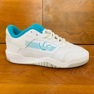 Retro Adidas Carrera Low White/Blue Lace-Up Casual Sneakers